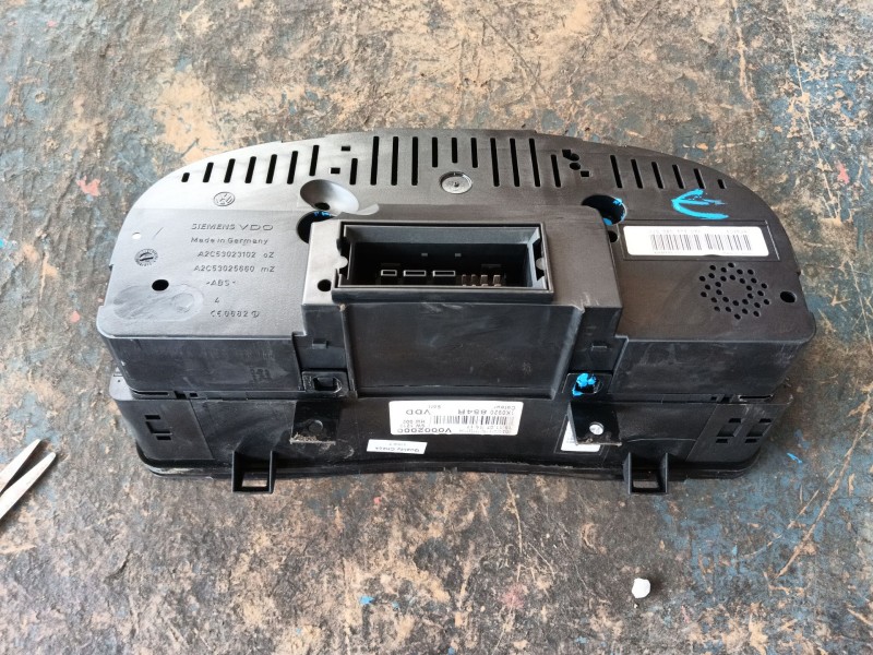 Recambio de cuadro instrumentos para volkswagen golf v (1k1) 1.9 tdi referencia OEM IAM 1K0920854RXZ02  