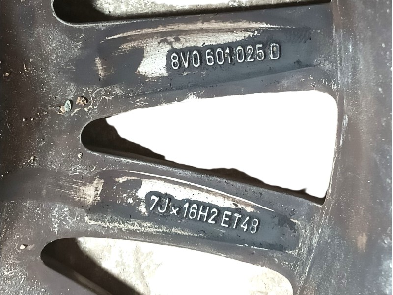 Recambio de llanta para audi a3 (8v1, 8vk) 1.4 tfsi referencia OEM IAM 8V0601025D ET48 7Jx16