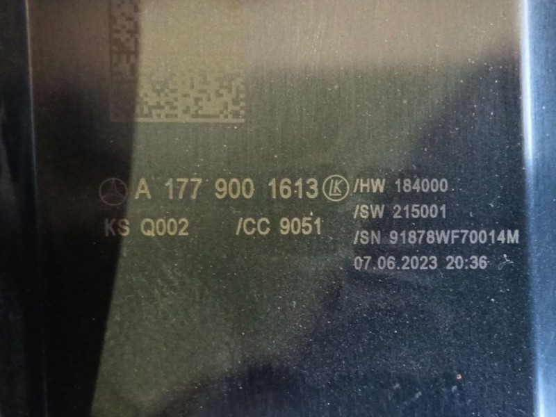 Recambio de mando intermitentes para mercedes-benz eqa (h243) eqa 250+ (243.702) referencia OEM IAM A1779001613  