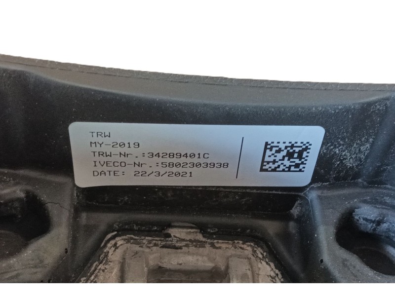 Recambio de volante para iveco daily vi furgoneta 33s16, 35s16, 35c16, 40c16, 50c16 referencia OEM IAM   