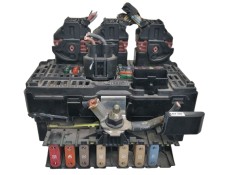 Recambio de caja reles / fusibles para peugeot 407 st confort referencia OEM IAM    2