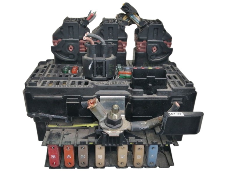 Recambio de caja reles / fusibles para peugeot 407 st confort referencia OEM IAM   