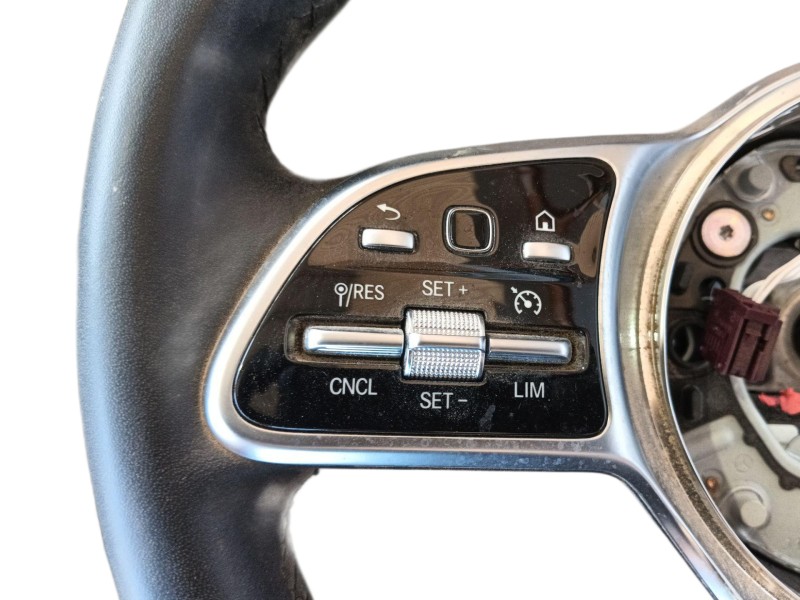 Recambio de volante para mercedes-benz eqa (h243) eqa 250+ (243.702) referencia OEM IAM A0004609901 4940748 