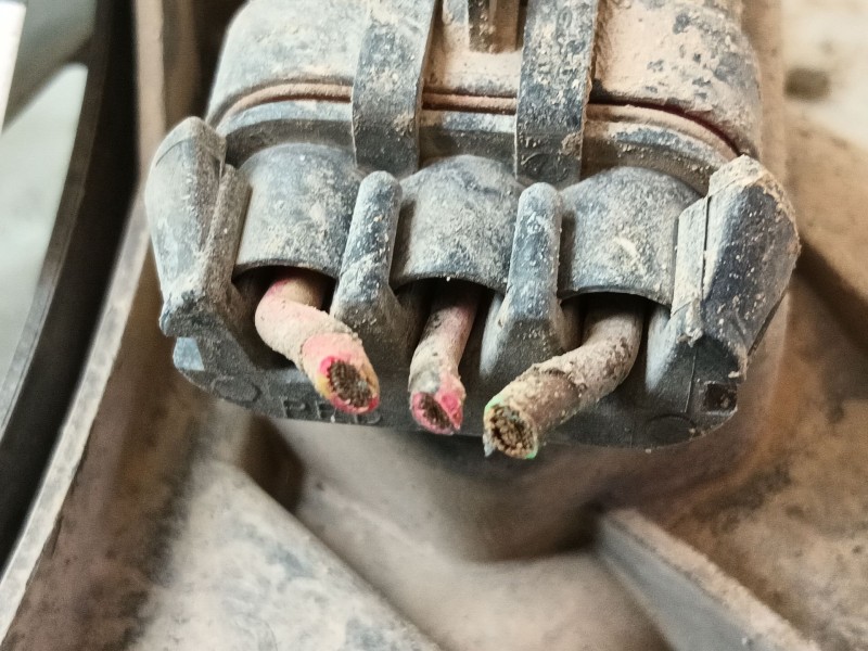 Recambio de electroventilador para opel combo tour 1.3 cdti 16v referencia OEM IAM   