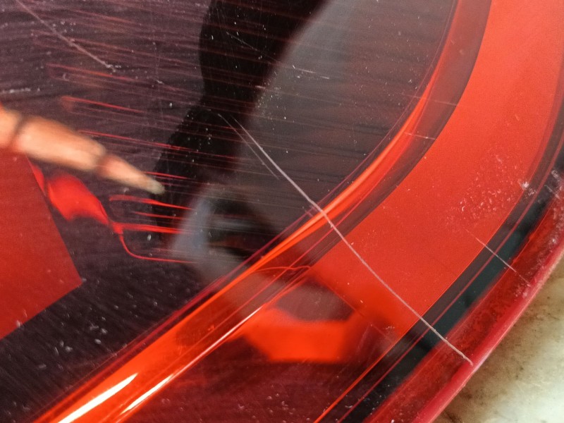 Recambio de piloto trasero derecho para audi q3 sportback (f3n) 35 tdi referencia OEM IAM 83A945092 646502 