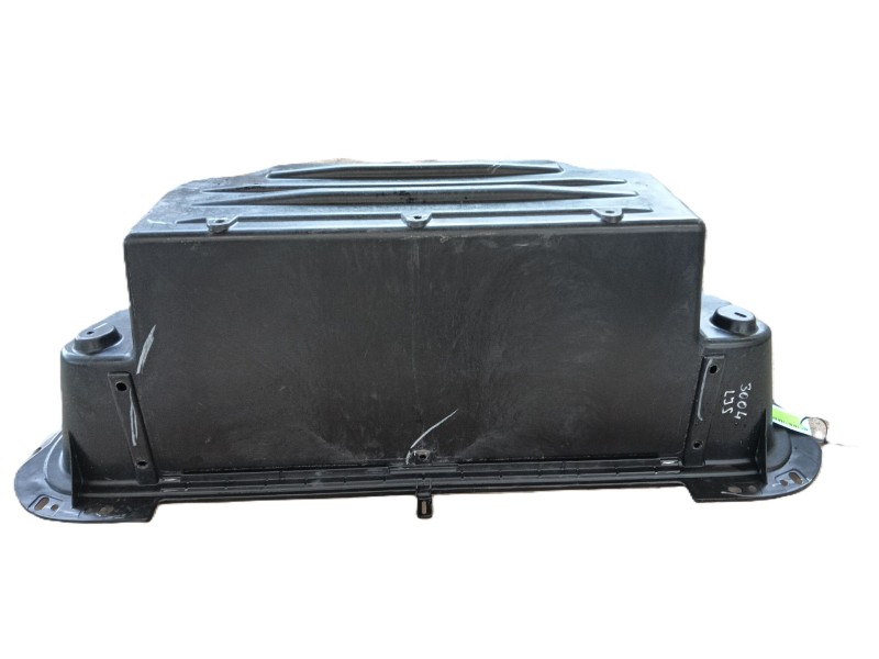 Recambio de moldura para tesla model s (5yjs) referencia OEM IAM   