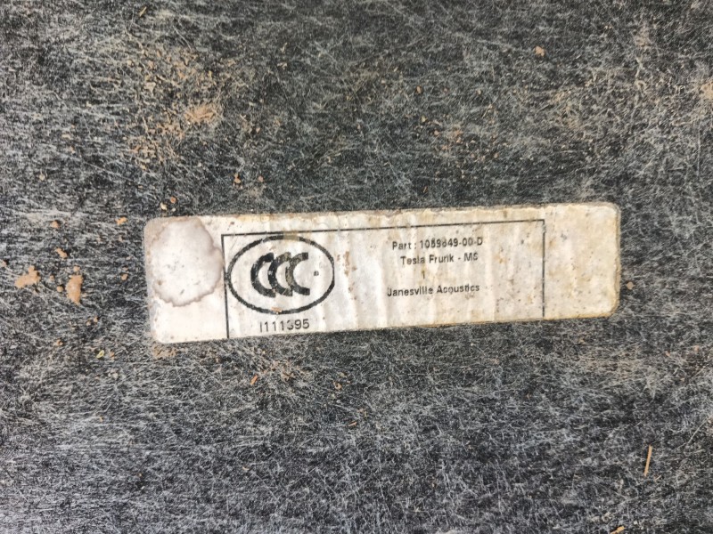 Recambio de moldura para tesla model s (5yjs) referencia OEM IAM   