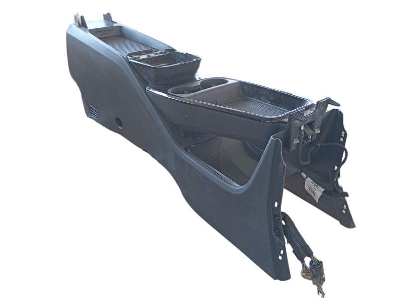 Recambio de apoyabrazos central para ford mustang mach-e (cgw) ev 4x4 referencia OEM IAM   