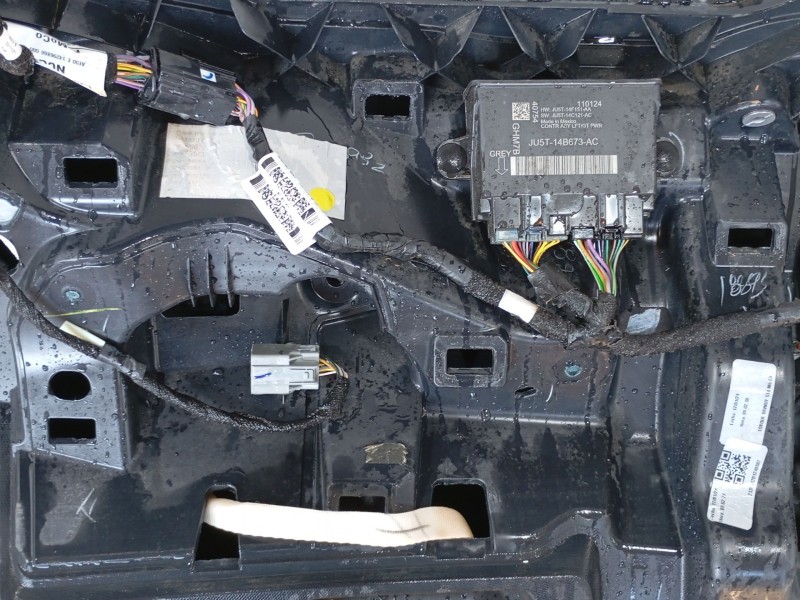 Recambio de porton trasero para ford mustang mach-e (cgw) ev 4x4 referencia OEM IAM   