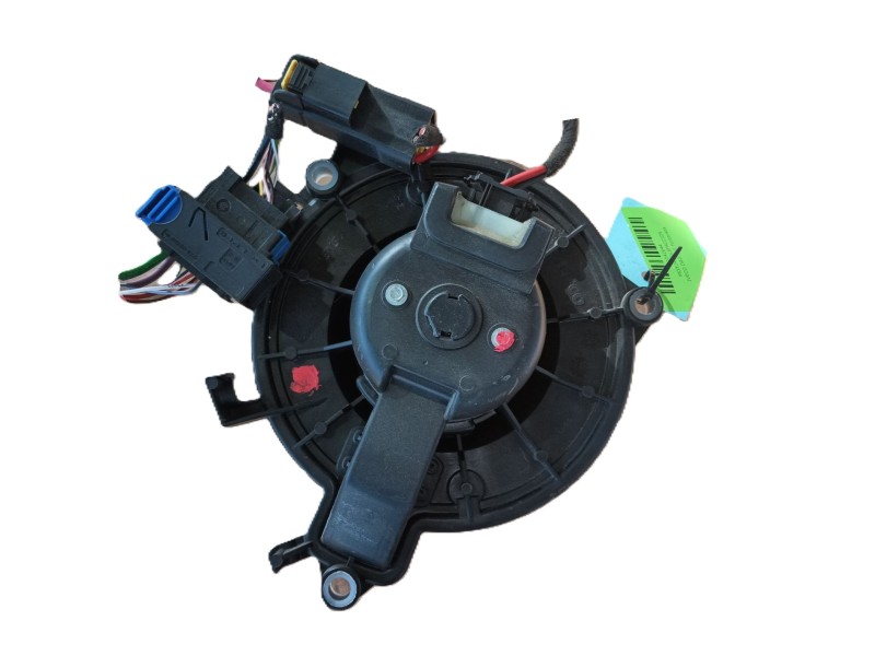 Recambio de motor calefaccion para iveco daily vi furgoneta 33s16, 35s16, 35c16, 40c16, 50c16 referencia OEM IAM   