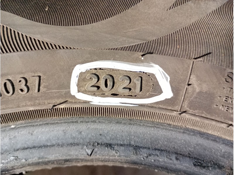 Recambio de neumatico para » otros... modelos referencia OEM IAM 165/65 R13 77T 2 LANVIGATOR