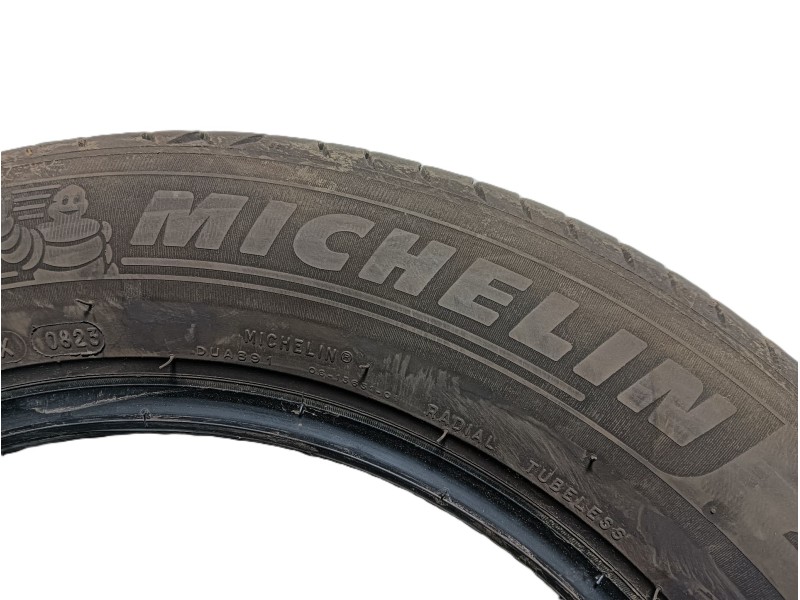 Recambio de neumatico para » otros... modelos referencia OEM IAM 215/60 R17 96H 2 MICHELIN