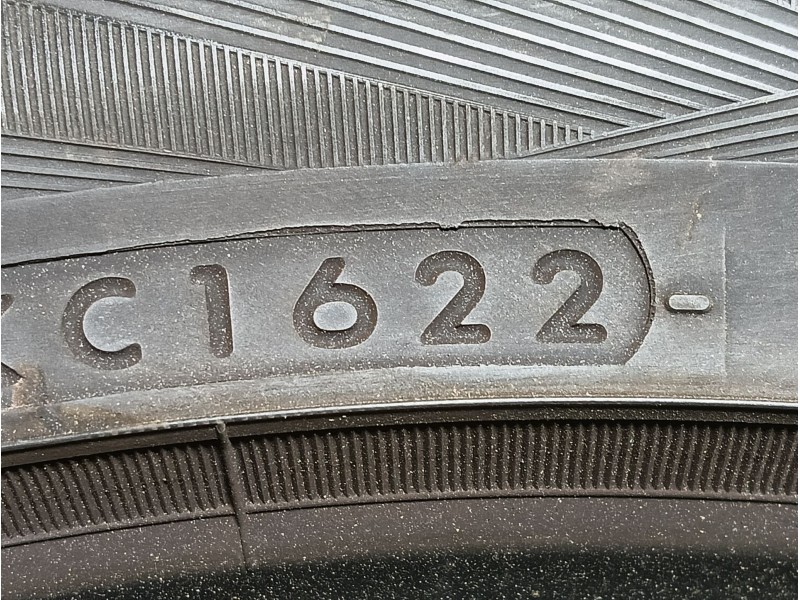 Recambio de neumatico para » otros... modelos referencia OEM IAM 225/45 R18 95Y 2 YOKOHAMA