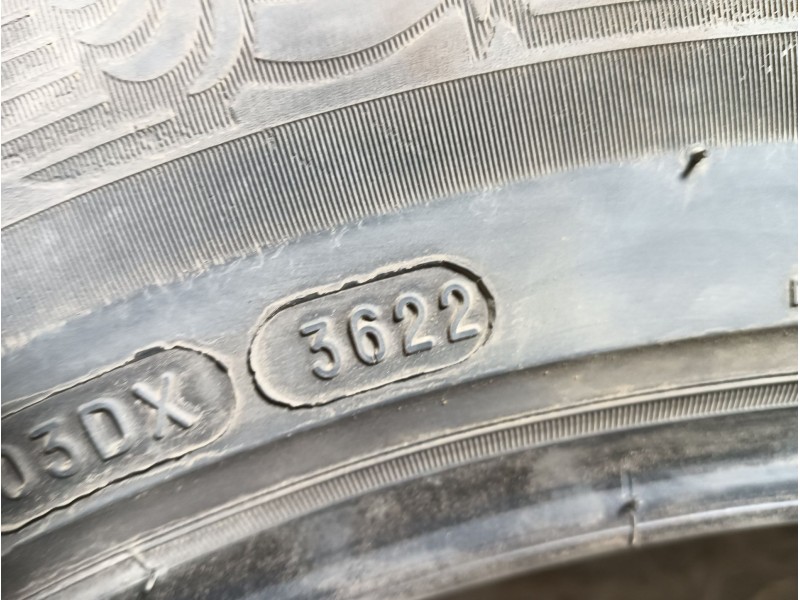 Recambio de neumatico para » otros... modelos referencia OEM IAM 215/65 R17 103V 2 MICHELIN