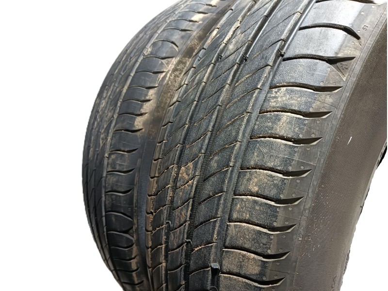 Recambio de neumatico para » otros... modelos referencia OEM IAM 215/65 R17 103V 2 MICHELIN