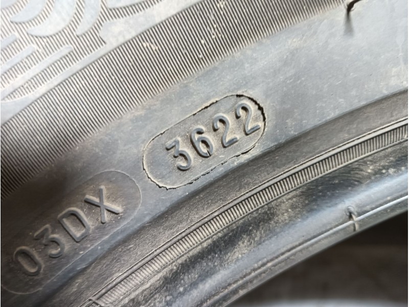 Recambio de neumatico para » otros... modelos referencia OEM IAM 215/65 R17 103V 2 MICHELIN