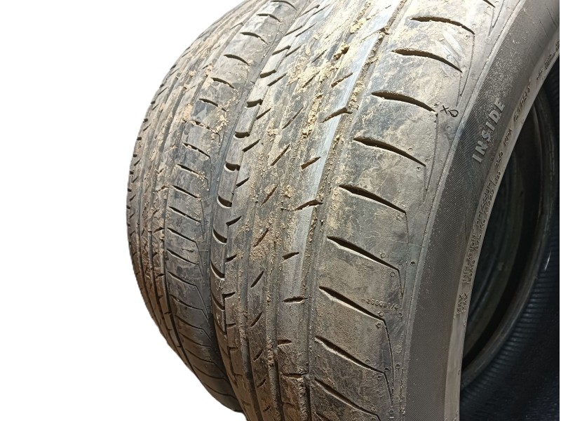 Recambio de neumatico para » otros... modelos referencia OEM IAM 245/45 R20 103V 2 CONTINENTAL