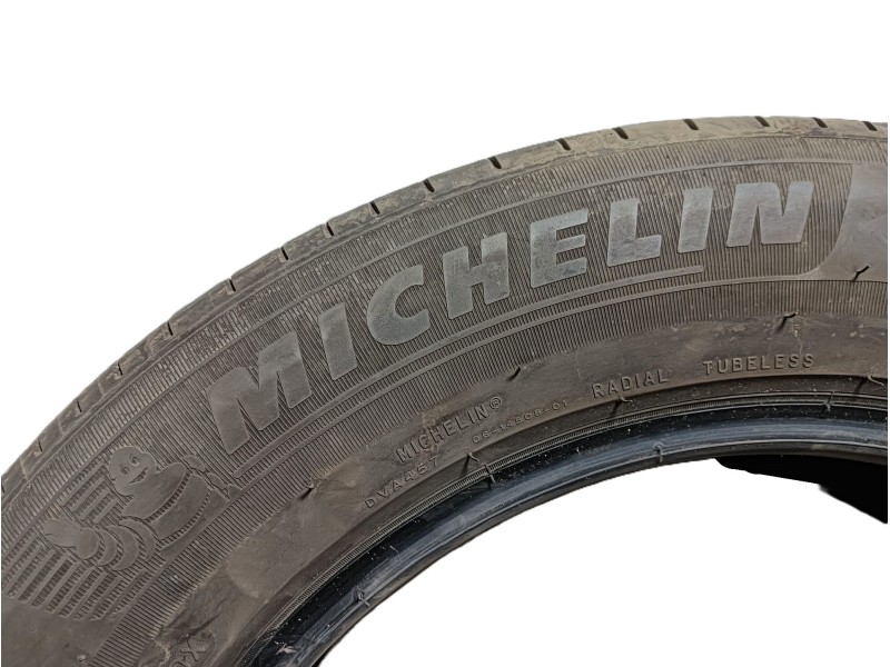 Recambio de neumatico para » otros... modelos referencia OEM IAM 215/65 R17 103V 2 MICHELIN