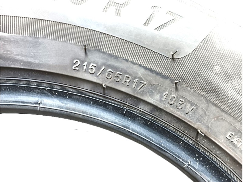 Recambio de neumatico para » otros... modelos referencia OEM IAM 215/65 R17 103V 2 MICHELIN