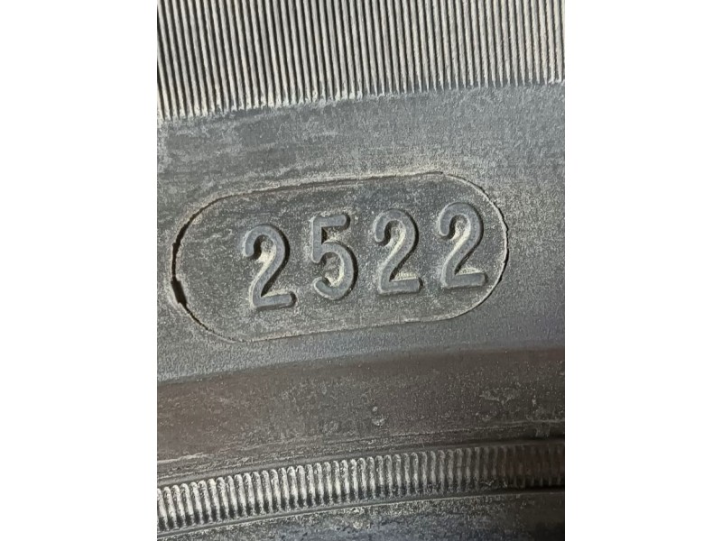 Recambio de neumatico para » otros... modelos referencia OEM IAM 215/65 R17 103V 2 MICHELIN