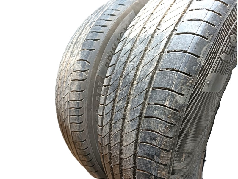 Recambio de neumatico para » otros... modelos referencia OEM IAM 215/65 R17 103V 2 MICHELIN