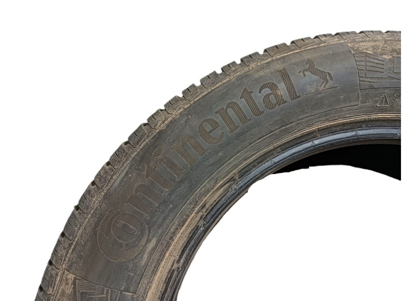 Recambio de neumatico para » otros... modelos referencia OEM IAM 215/60 R17 100V 2 CONTINENTAL