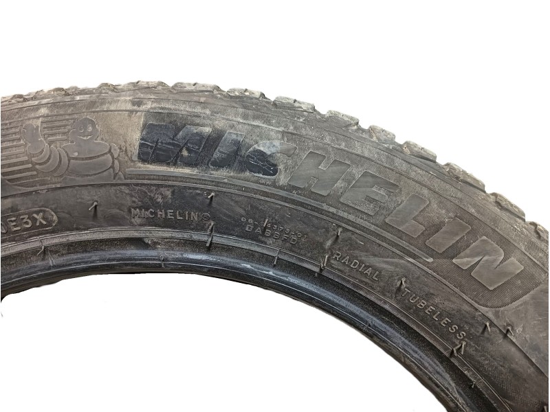 Recambio de neumatico para » otros... modelos referencia OEM IAM 215/55 R17 94V 2 MICHELIN