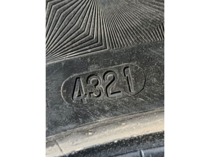 Recambio de neumatico para » otros... modelos referencia OEM IAM 225/55 R19 99V 2 CONTINENTAL