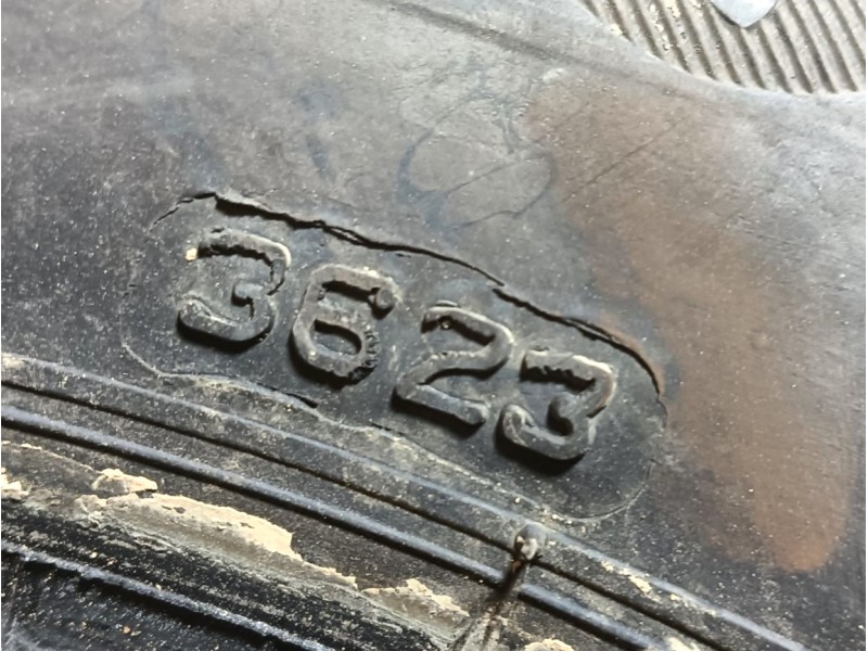 Recambio de neumatico para » otros... modelos referencia OEM IAM 165/65 R15 81T 2 FIRESTONE