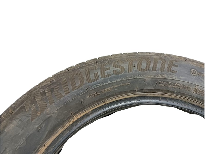 Recambio de neumatico para » otros... modelos referencia OEM IAM 225/60 R18 104W 2 BRIDGESTONE