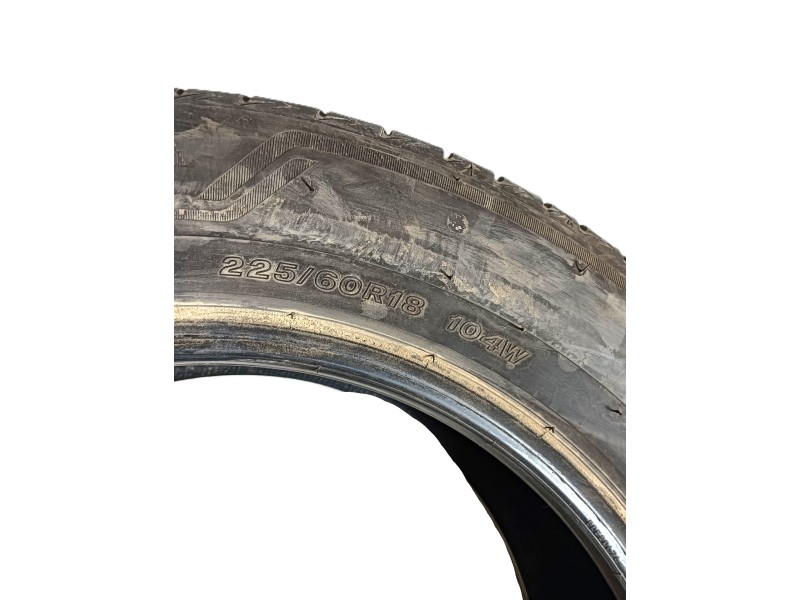 Recambio de neumatico para » otros... modelos referencia OEM IAM 225/60 R18 104W 2 BRIDGESTONE