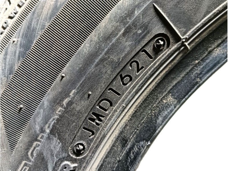 Recambio de neumatico para » otros... modelos referencia OEM IAM 215/60 R17 96H 2 BRIDGESTONE