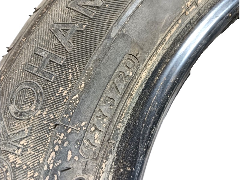 Recambio de neumatico para » otros... modelos referencia OEM IAM 225/60 R18 100H 2 YOKOHAMA