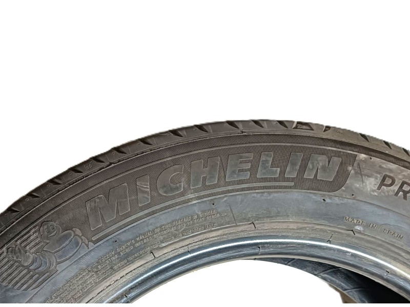 Recambio de neumatico para » otros... modelos referencia OEM IAM 215/60 R17 96H 2 MICHELIN