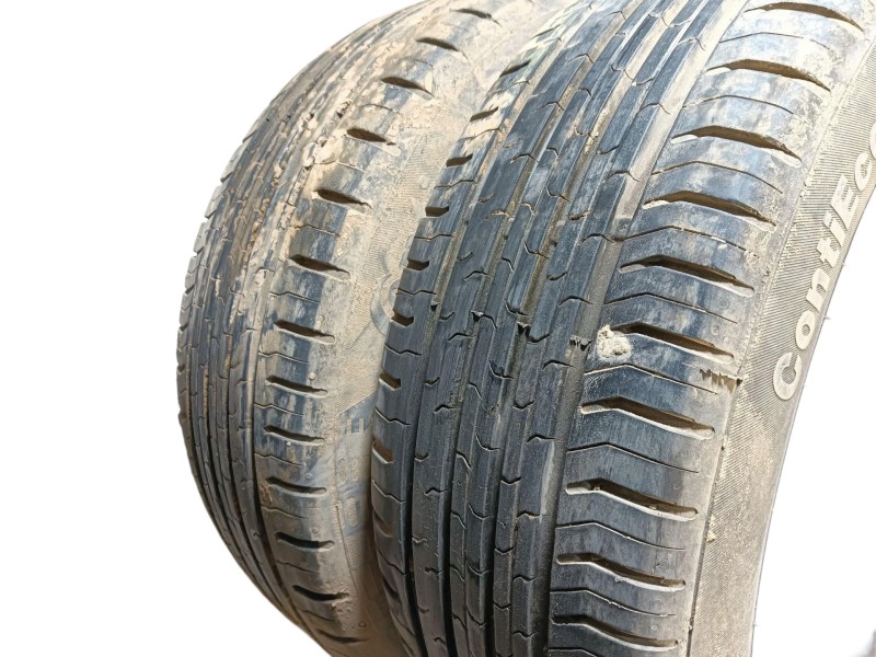 Recambio de neumatico para » otros... modelos referencia OEM IAM 195/55 R15 85V 2 CONTINENTAL