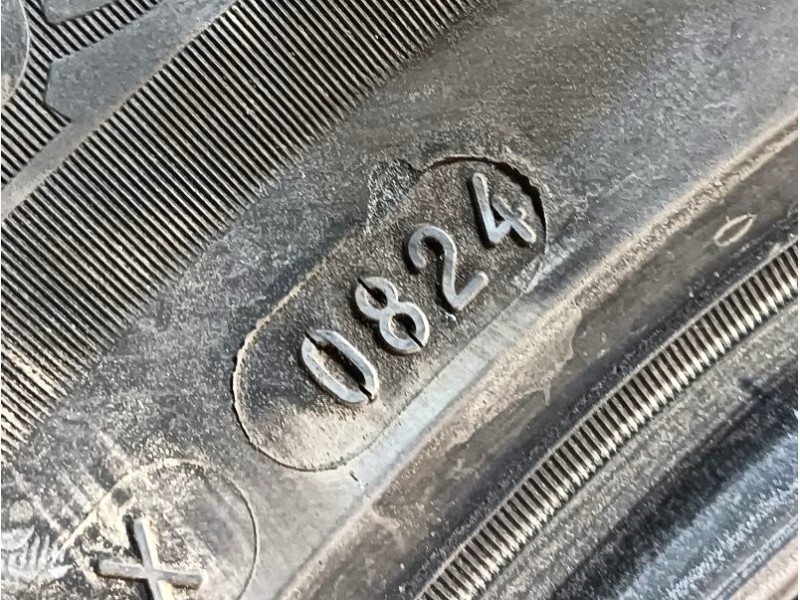 Recambio de neumatico para » otros... modelos referencia OEM IAM 215/65 R17 103V 2 MICHELIN