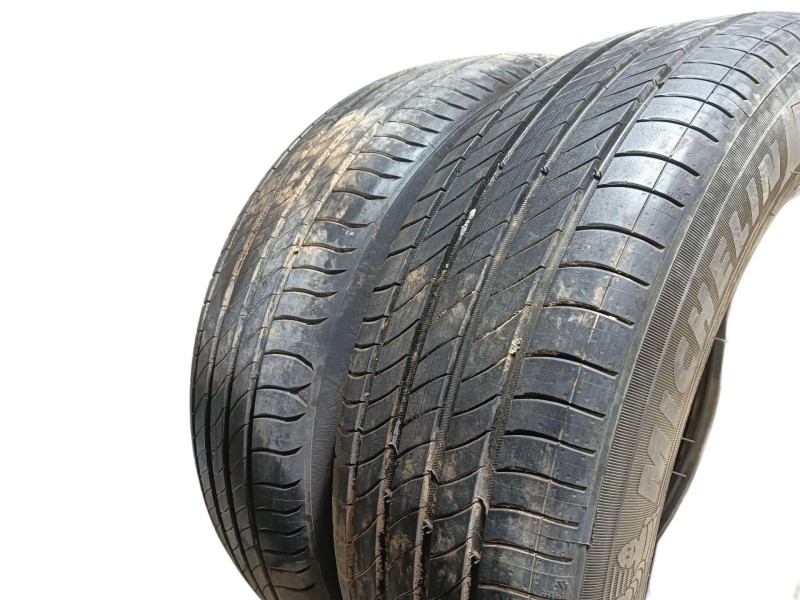 Recambio de neumatico para » otros... modelos referencia OEM IAM 215/65 R17 103V 2 MICHELIN