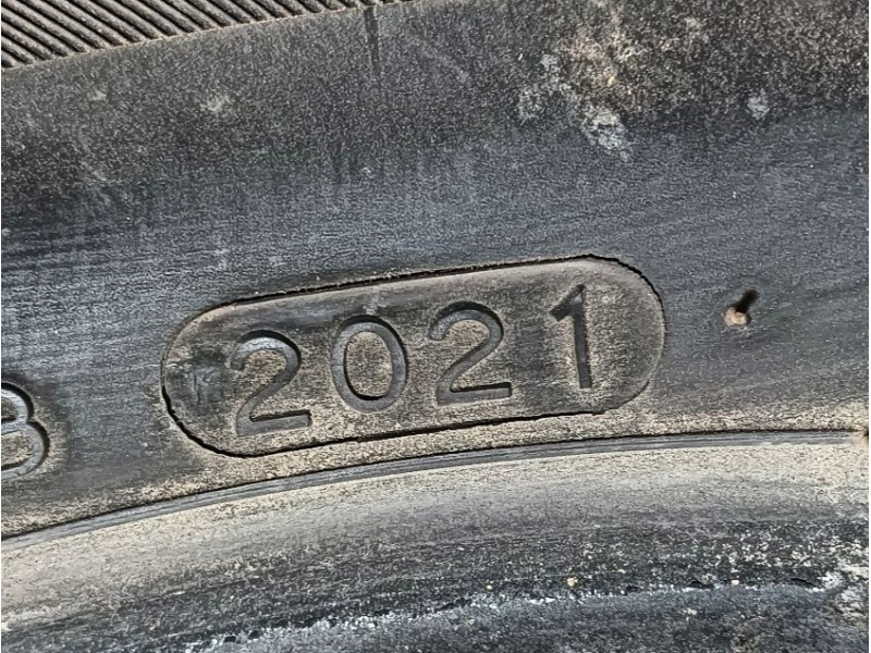 Recambio de neumatico para » otros... modelos referencia OEM IAM 195/60 R15 88V 2 LAUFENN