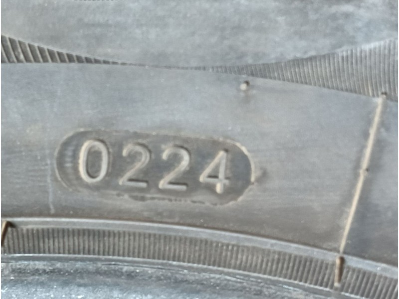 Recambio de neumatico para » otros... modelos referencia OEM IAM 145/65 R14 82T 2 LANVIGATOR