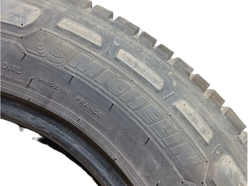 Recambio de neumatico para » otros... modelos referencia OEM IAM 215/55 R16 C 109/107T 2 MICHELIN