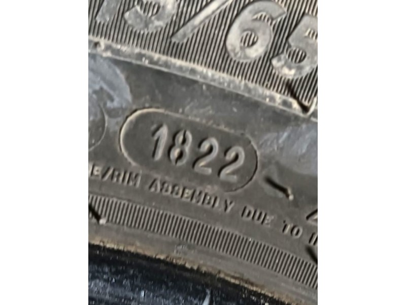 Recambio de neumatico para » otros... modelos referencia OEM IAM 215/55 R16 C 109/107T 2 MICHELIN