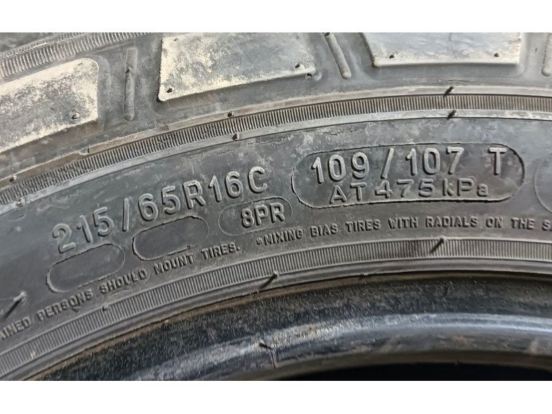 Recambio de neumatico para » otros... modelos referencia OEM IAM 215/55 R16 C 109/107T 2 MICHELIN