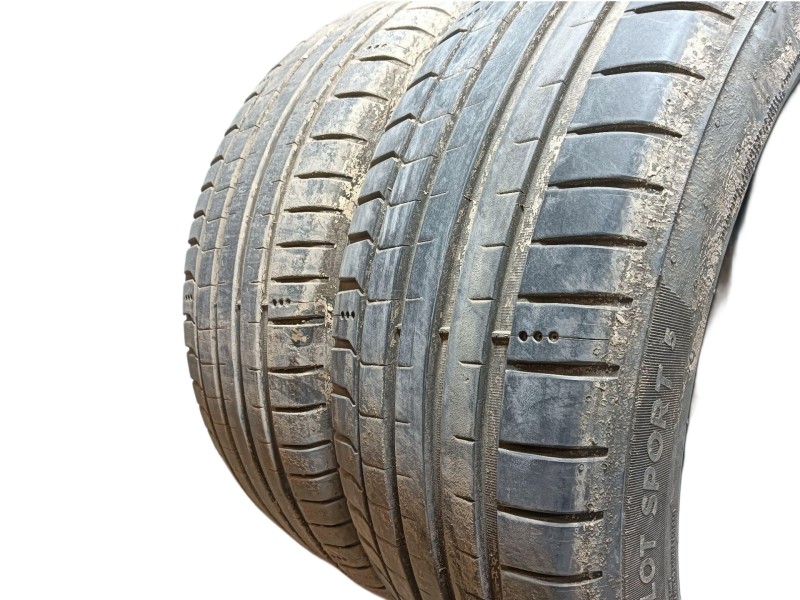 Recambio de neumatico para » otros... modelos referencia OEM IAM 225/45 ZR18 95Y 2 MICHELIN