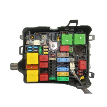 CAJA RELES / FUSIBLES 1681643380 VIS44VVQHI675 
