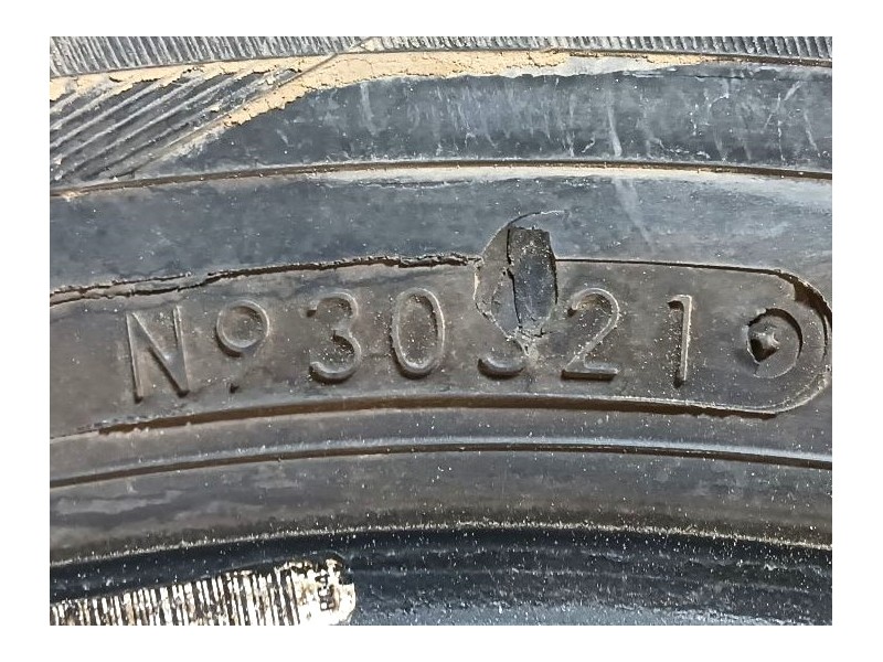 Recambio de neumatico para » otros... modelos referencia OEM IAM 195/60 R15 88H 2 TOYO