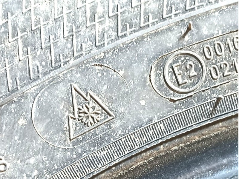 Recambio de neumatico para » otros... modelos referencia OEM IAM 225/65 R16C 112/110R 2 KLEBER