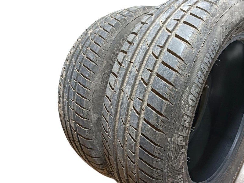 Recambio de neumatico para » otros... modelos referencia OEM IAM 185/60 R15 84H 2 ORIUM