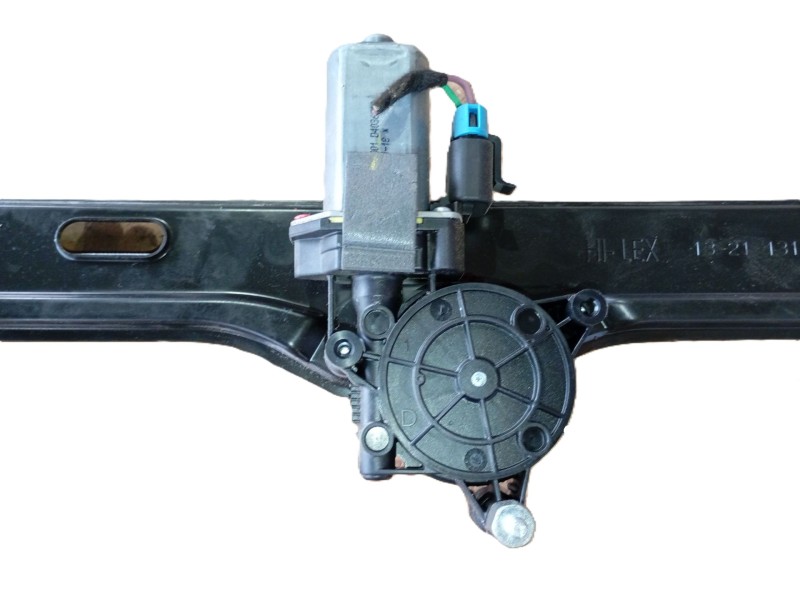 Recambio de elevalunas delantero derecho para iveco daily vi furgoneta 33s16, 35s16, 35c16, 40c16, 50c16 referencia OEM IAM   