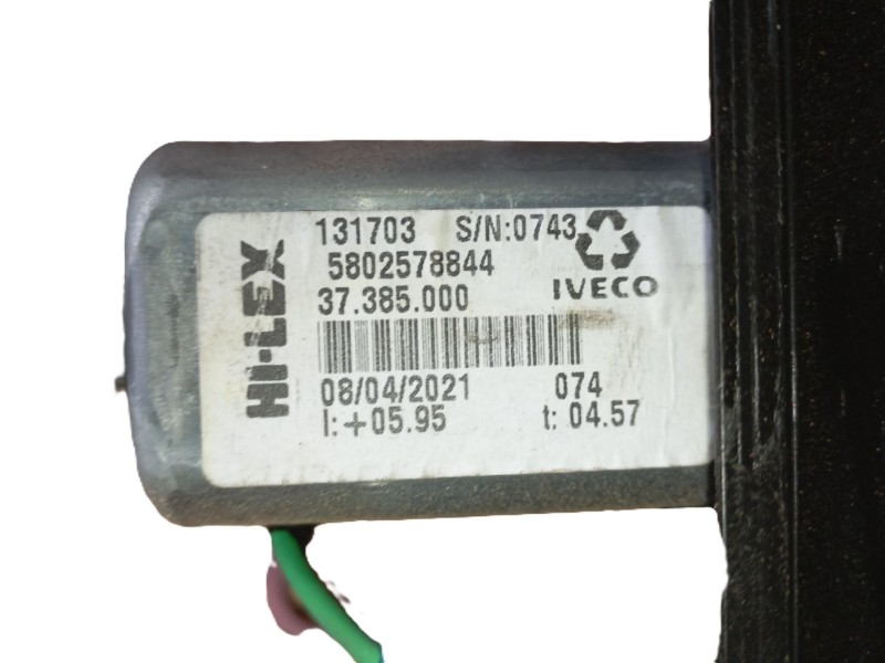 Recambio de elevalunas delantero derecho para iveco daily vi furgoneta 33s16, 35s16, 35c16, 40c16, 50c16 referencia OEM IAM   