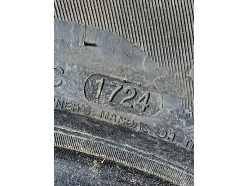 Recambio de neumatico para » otros... modelos referencia OEM IAM 225/55Z R17 101W 2 DAVANTI